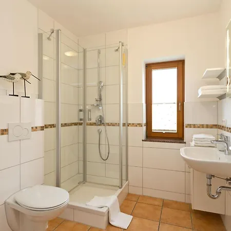 Sarah App 04 Dg R Göhren-Lebbin