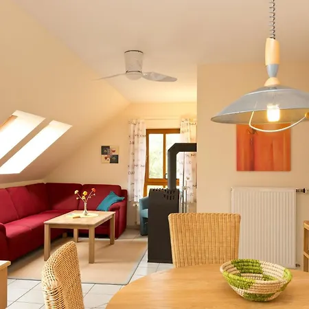 アパート Sarah App 04 Dg R *